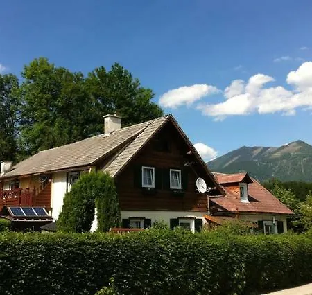 Privatunterkunft Haus Tulpe