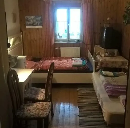 Haus Tulpe Проживание в семье